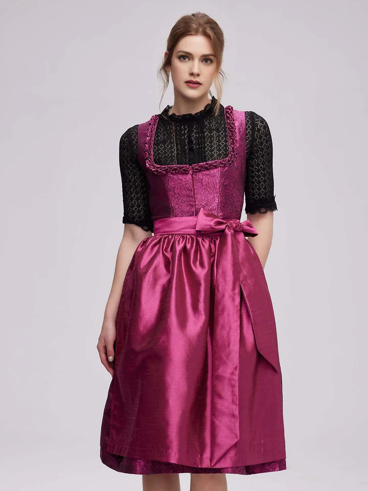 Vaaleanpunainen dirndl – ripaus romantiikkaa ja eloisuutta